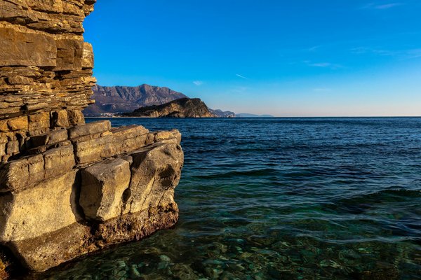 Find Your Ideal Norfolk Vacation Rental with VIP Windmill Tour Access